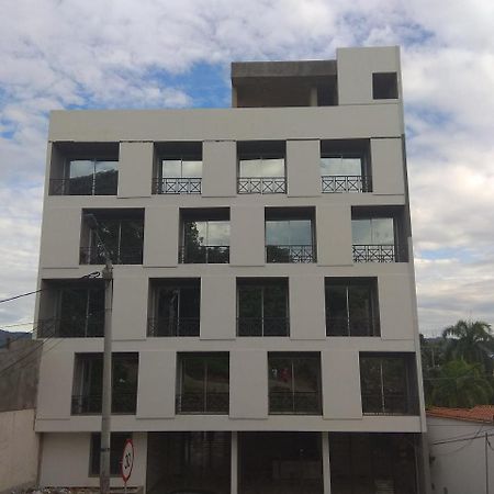 Okawango Hotel Girardot Exterior photo